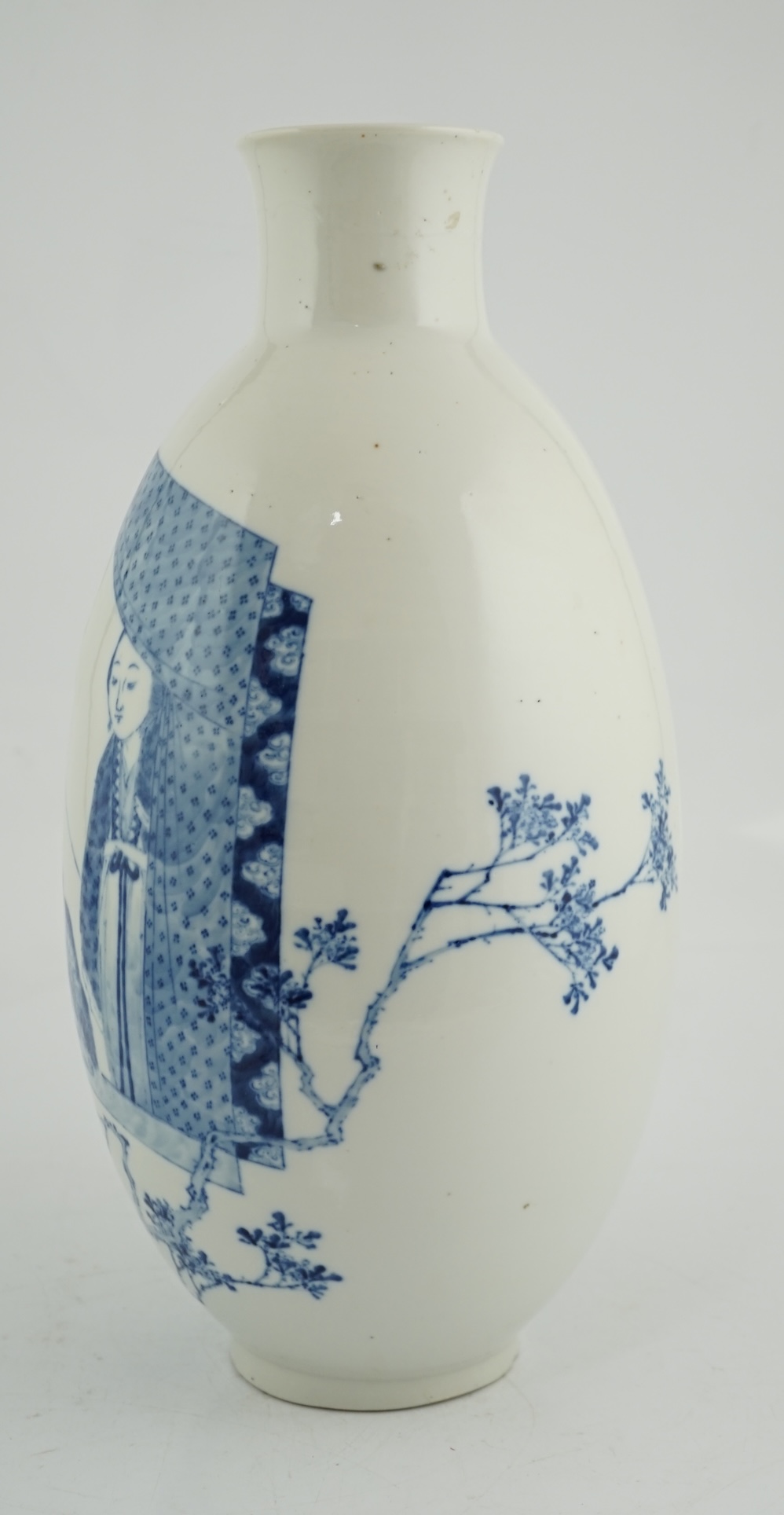 A large Chinese blue and white ovoid vase, early 20th century, firing crack